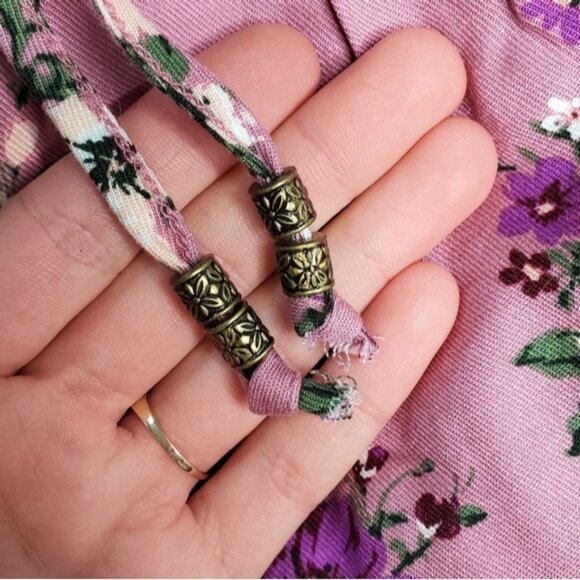 NWT Trendy Floral Flowy Shorts XSMALL - Picture 4 of 6